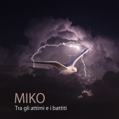 постер песни Miko - Tra gli attimi e i battiti